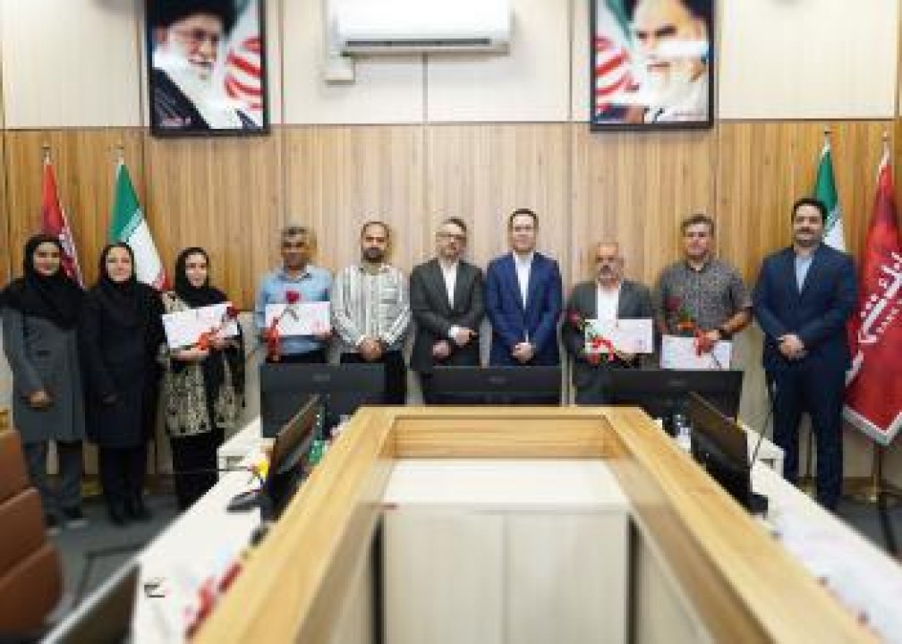 اهدای جوایز برندگان مرحله دوم قرعه کشی جشنواره «سرخپوشان شهر» اهدای جوایز برندگان مرحله دوم قرعه کشی جشنواره «سرخپوشان شهر»